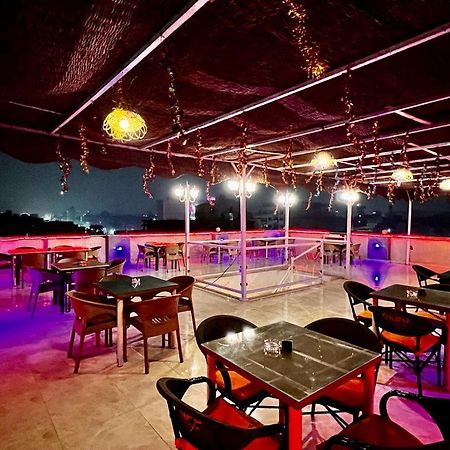 Khufu Pyramids Hotel Kafrat al Jabal Екстер'єр фото